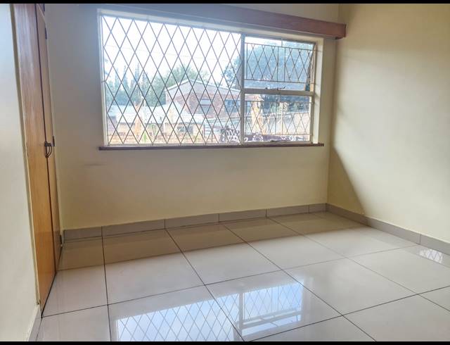 6 BEDROOM HOUSE FOR SALE IN WESTDENE